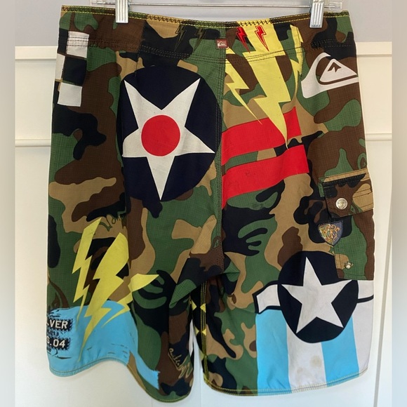 Vintage Quicksilver army & navy camo swim shorts - Picture 15 of 15